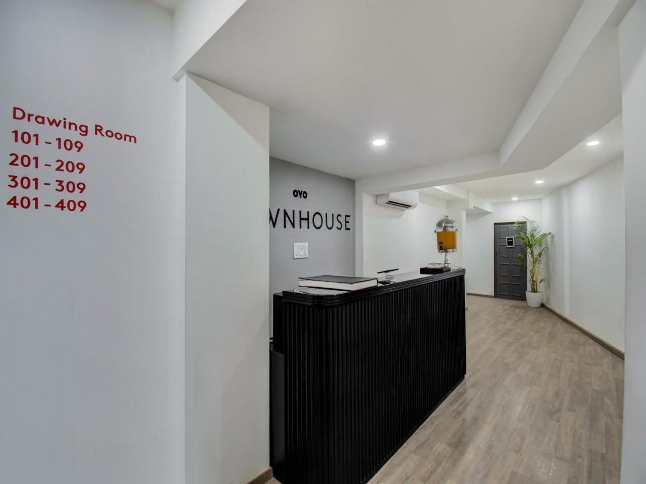 Oyo Townhouse 66 Nagpur Station Ca Road Hotel Екстериор снимка