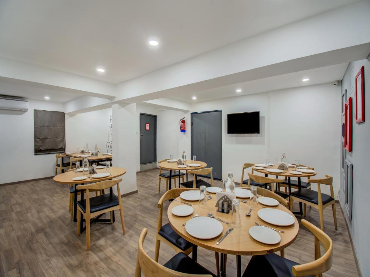 Oyo Townhouse 66 Nagpur Station Ca Road Hotel Екстериор снимка